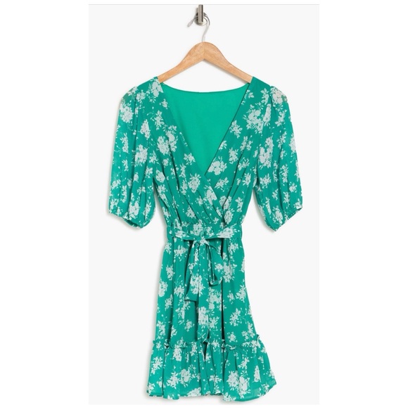 Melrose & Market NWT Green White Floral Print Faux Wrap Mini Dress - Picture 2 of 7